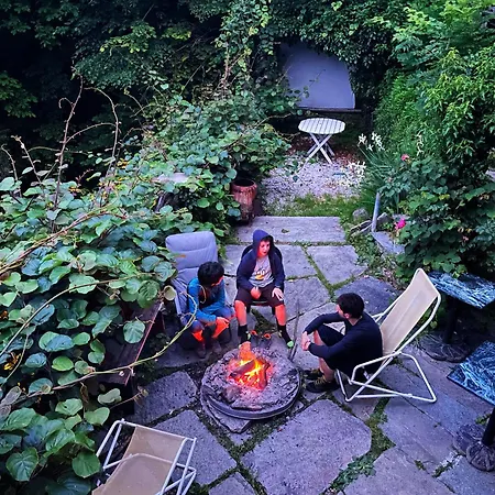 Stone Oven House Homestay Rora