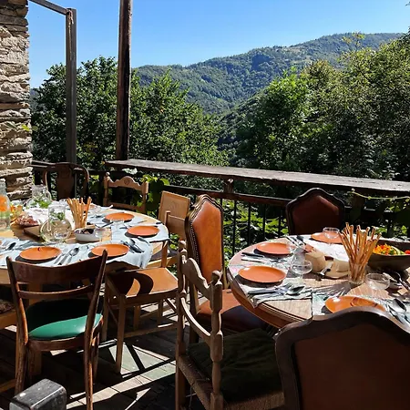 Stone Oven House * Rora