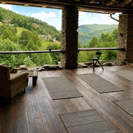 Stone Oven House * Rora