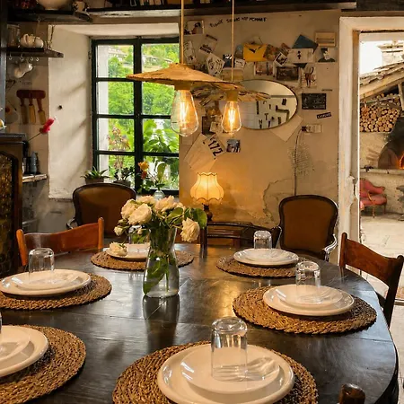 Homestay Stone Oven House