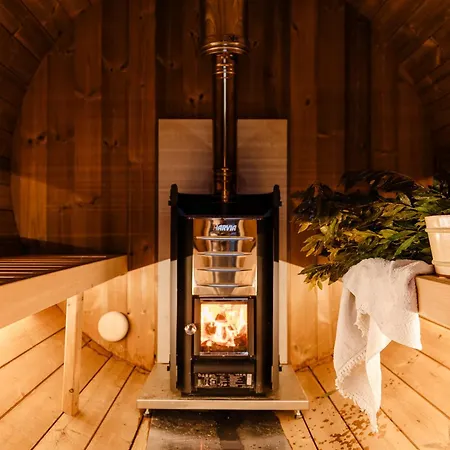 Homestay Stone Oven House *