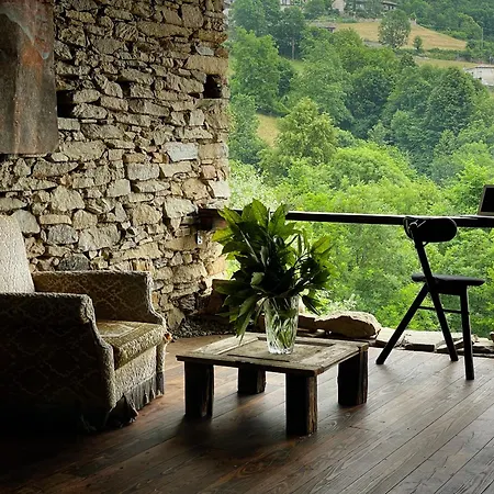 Stone Oven House Homestay