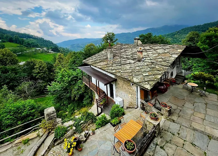 Stone Oven House ホームステイ *