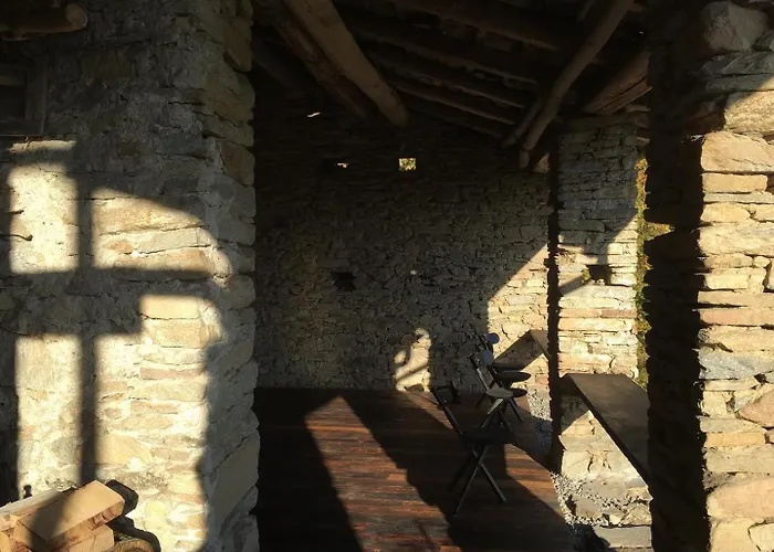 Stone Oven House ホームステイ