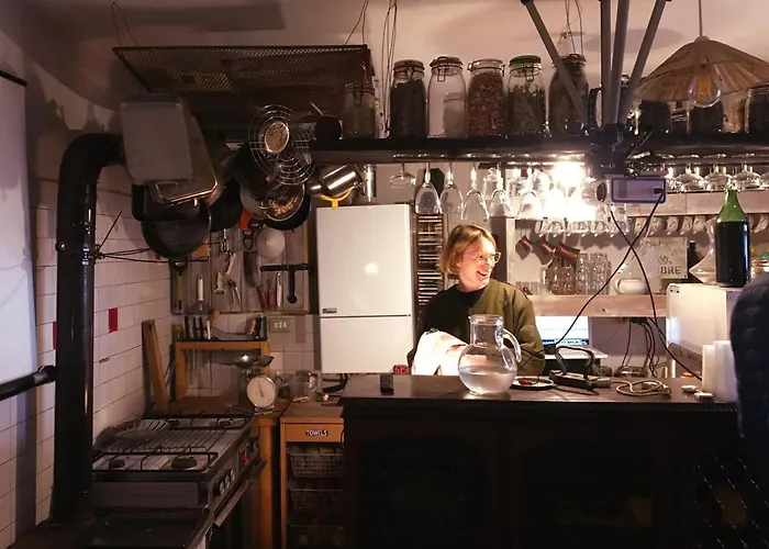 Stone Oven House Homestay Rora