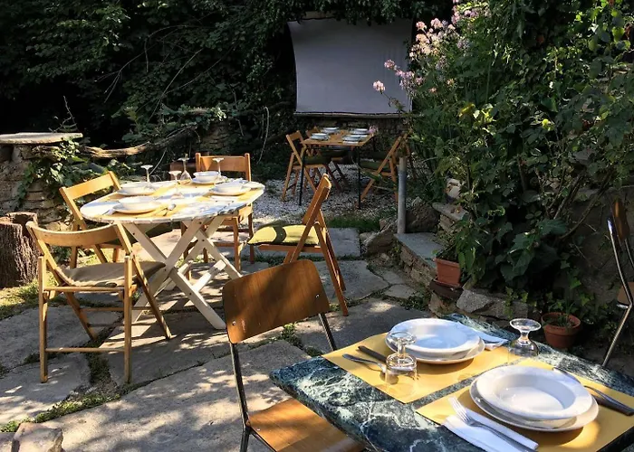 ホームステイ Stone Oven House Rora